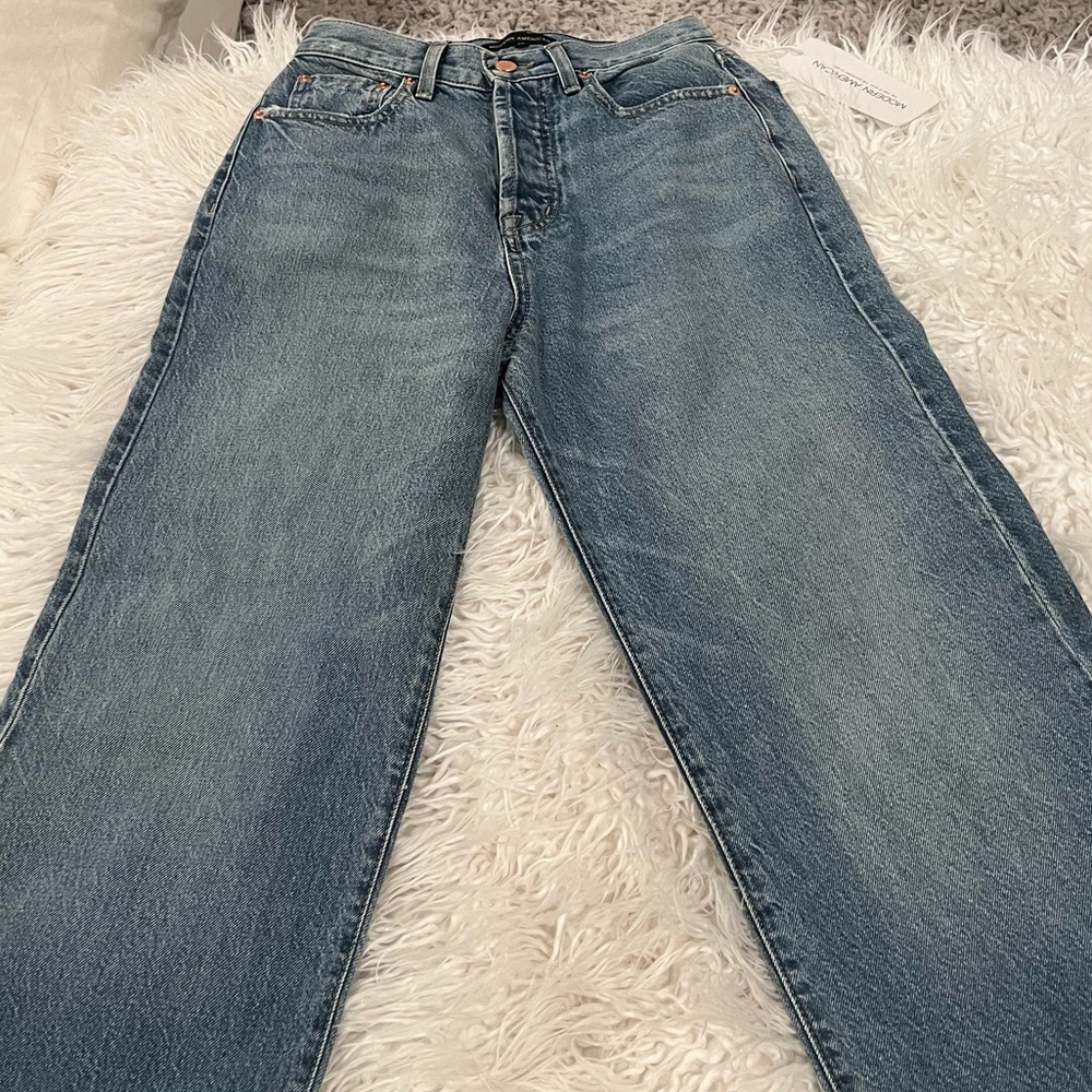 Brand New Women’s Modern American  Wide Leg Blue Jeans By Fidelity size 26